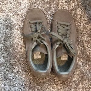 Puma Suede Classic Sneakers